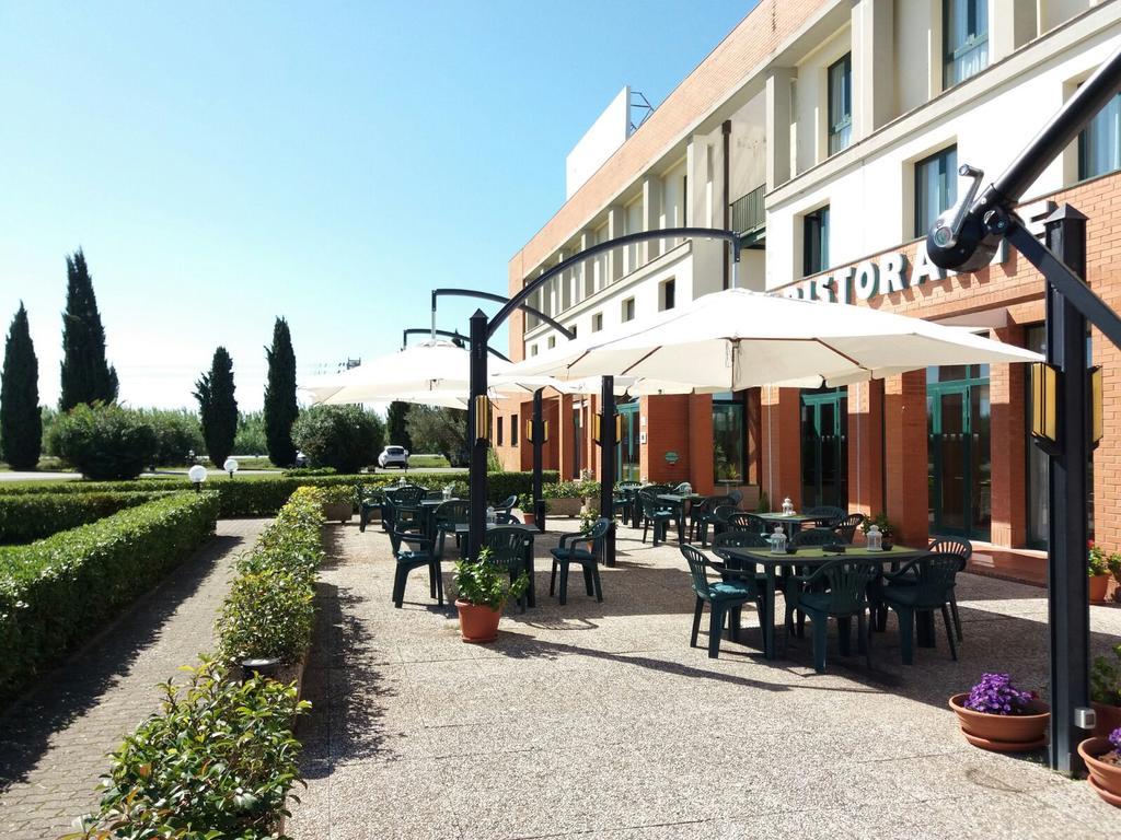 Meditur Hotel Pisa Migliarino Pisano Eksteriør bilde