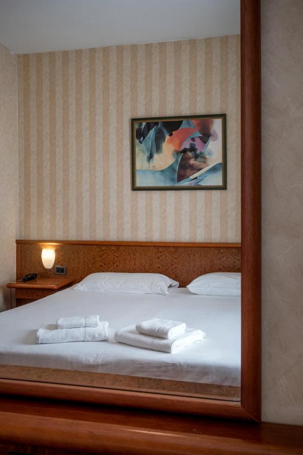 Meditur Hotel Pisa Migliarino Pisano Eksteriør bilde