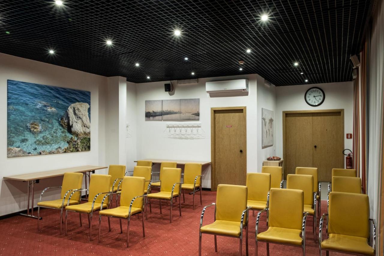 Meditur Hotel Pisa Migliarino Pisano Eksteriør bilde