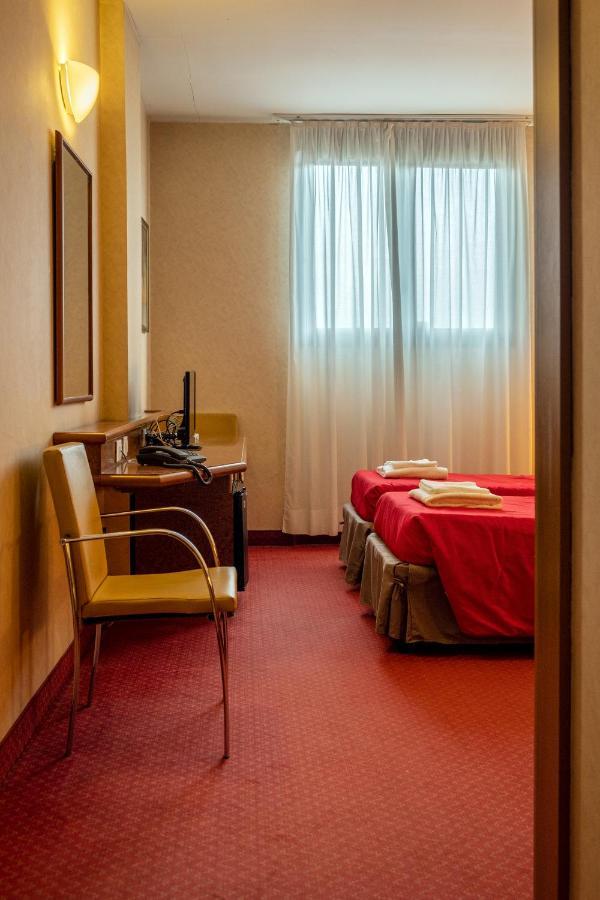 Meditur Hotel Pisa Migliarino Pisano Eksteriør bilde
